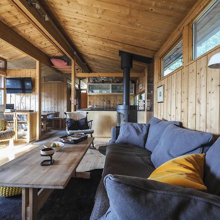 Lovely Cabin In The Capital Area With Hot Tube Hafnarfjordur Exterior photo